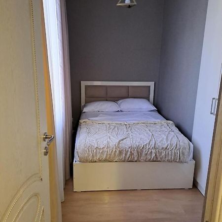 Am Apartments 3 เยเรวาน ภายนอก รูปภาพ